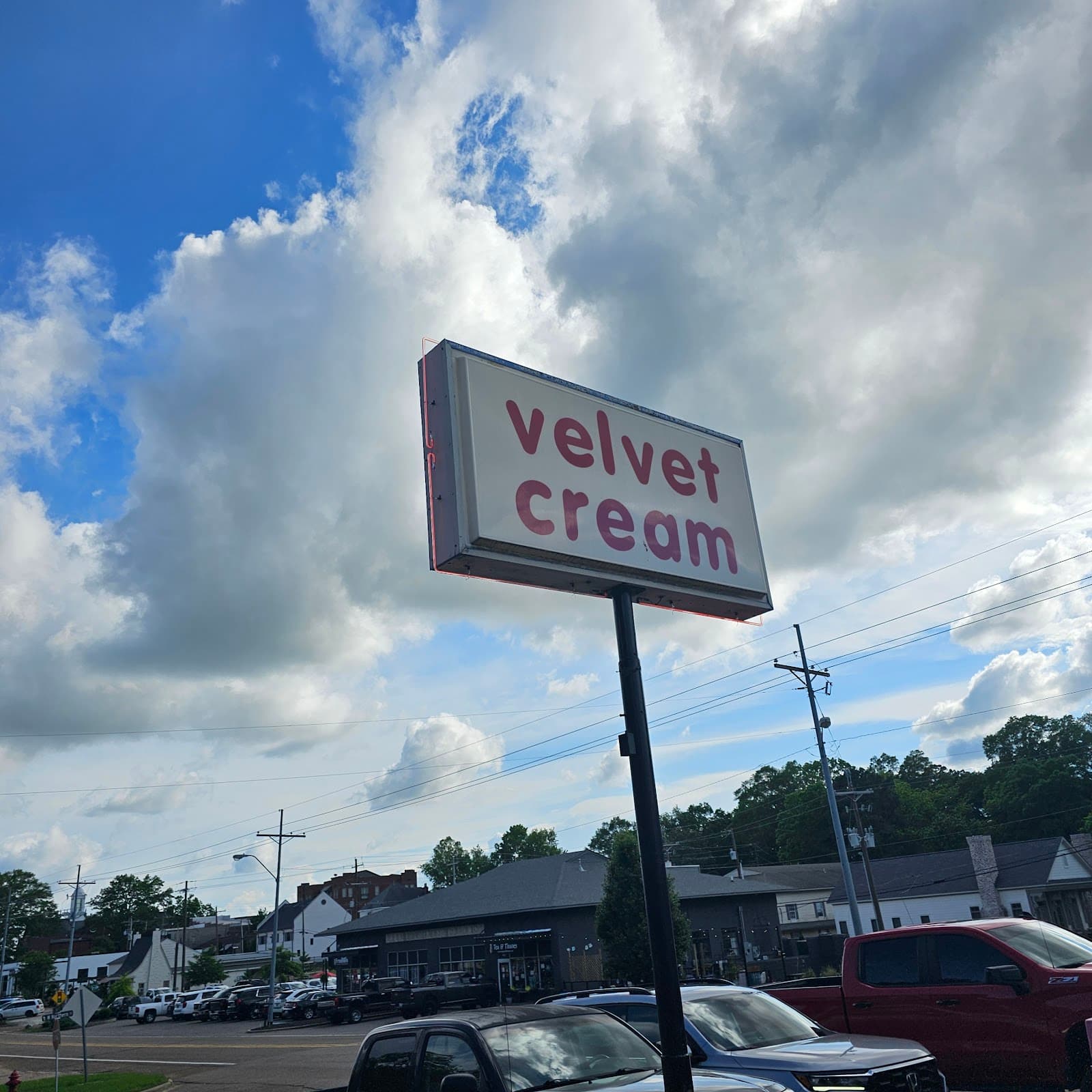 Velvet Cream–The Dip in Hernando