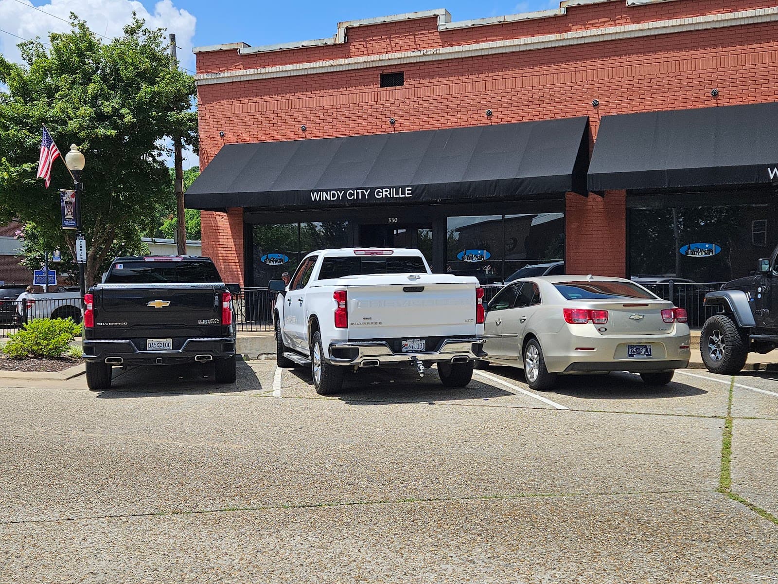 Windy City Grille in Hernando