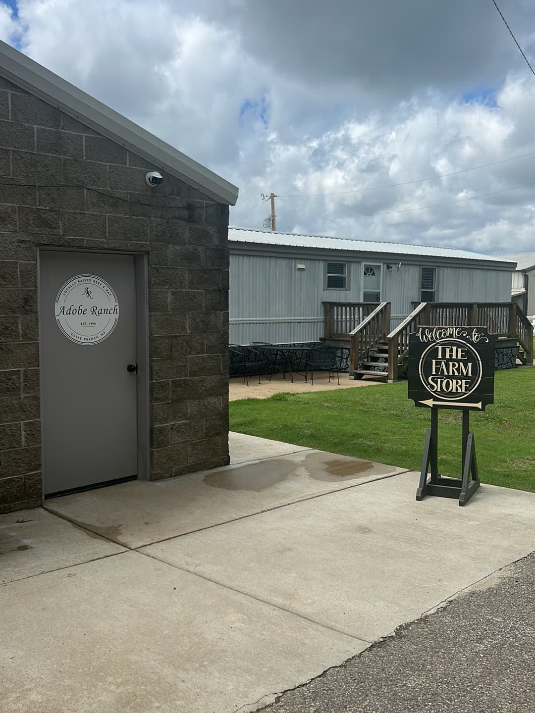 Adobe Ranch in Olive Branch
