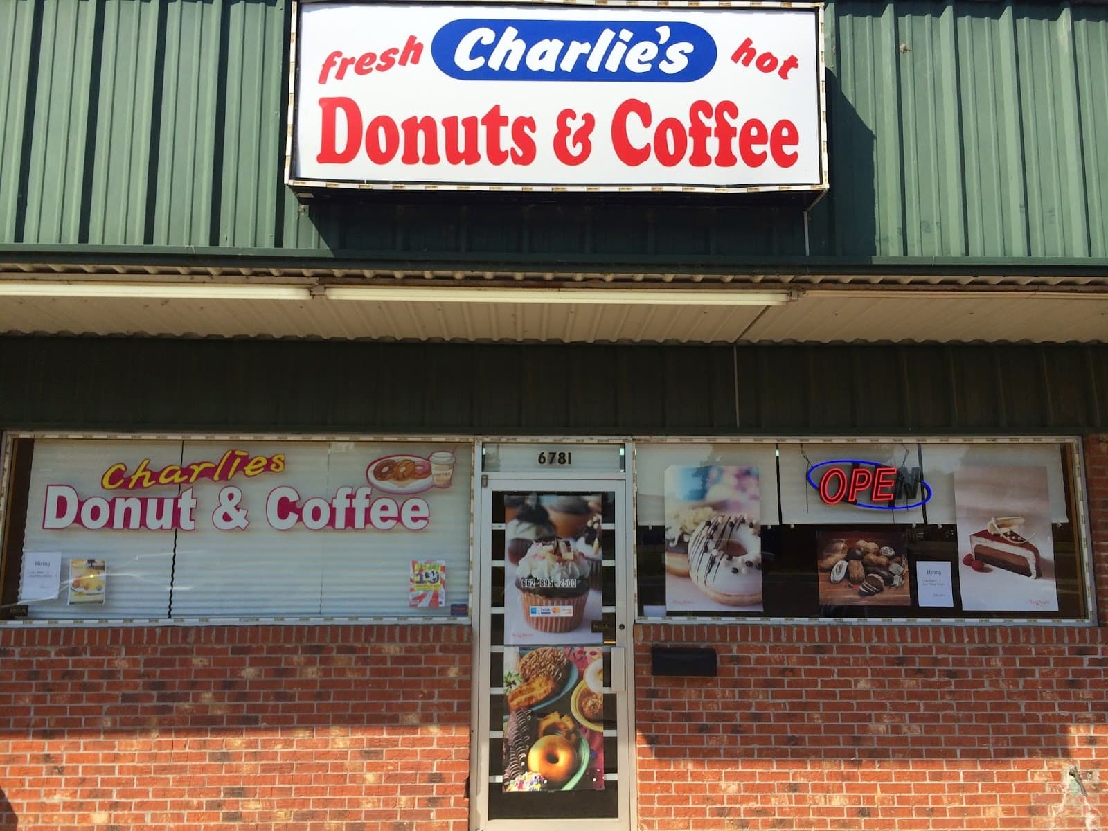 Charlie's Donuts & Coffee Shop in Olive Branch