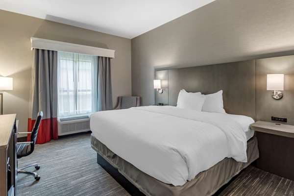 Comfort Inn & Suites Olive Branch Old Towne in Olive Branch