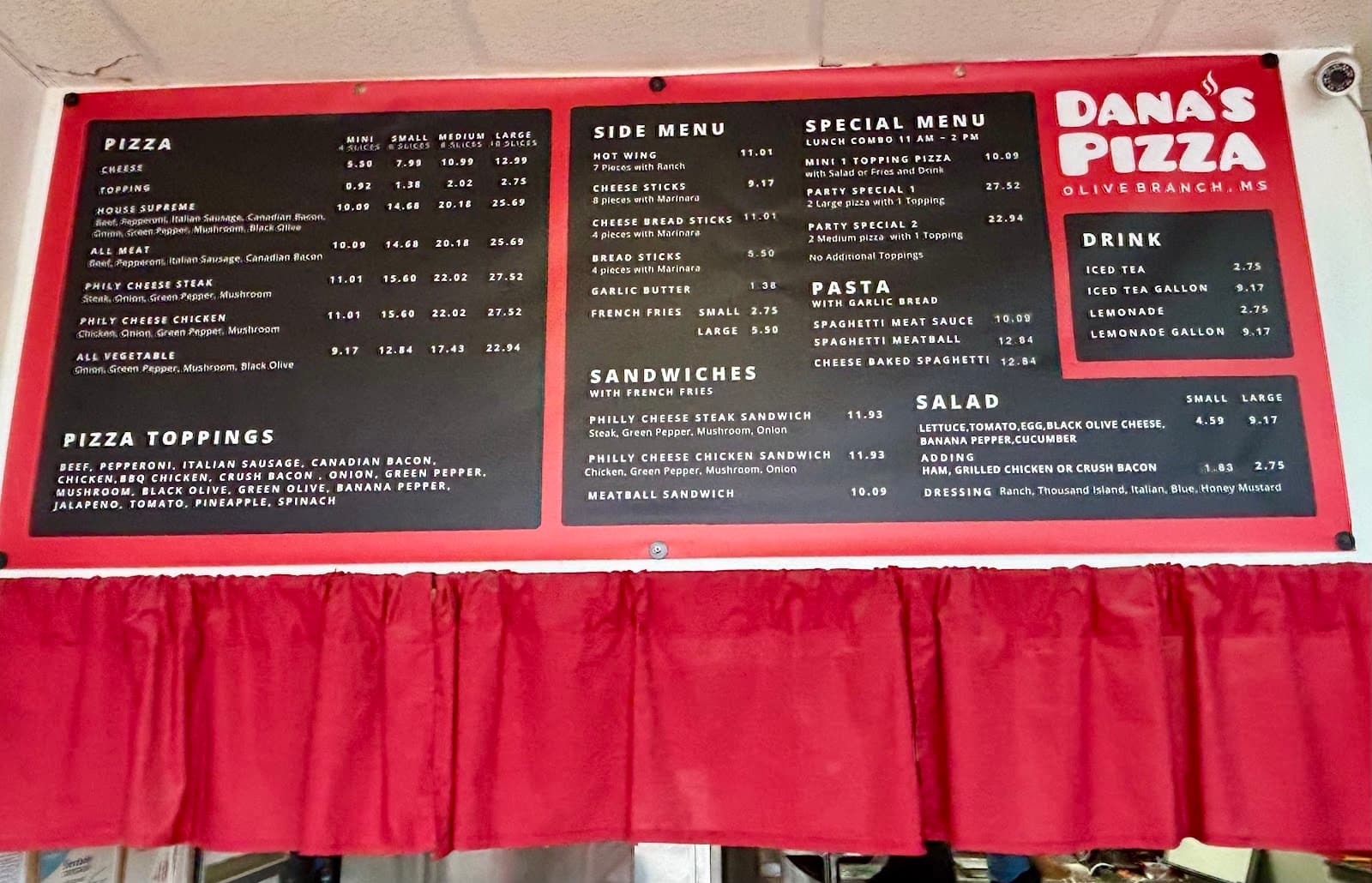 Dana's Pizza in Olive Branch