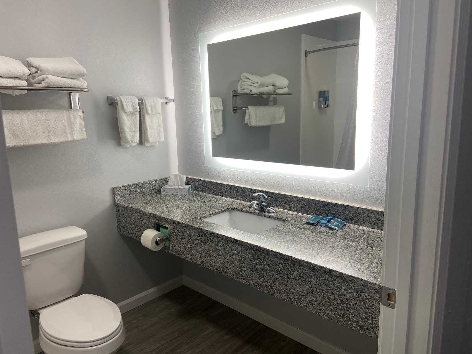 Home Inn and Suites Olive Branch in Olive Branch