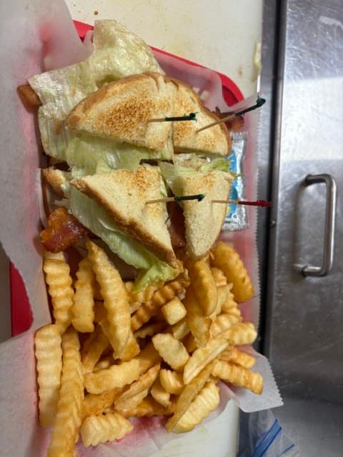 JR's Bar & Grill in Olive Branch