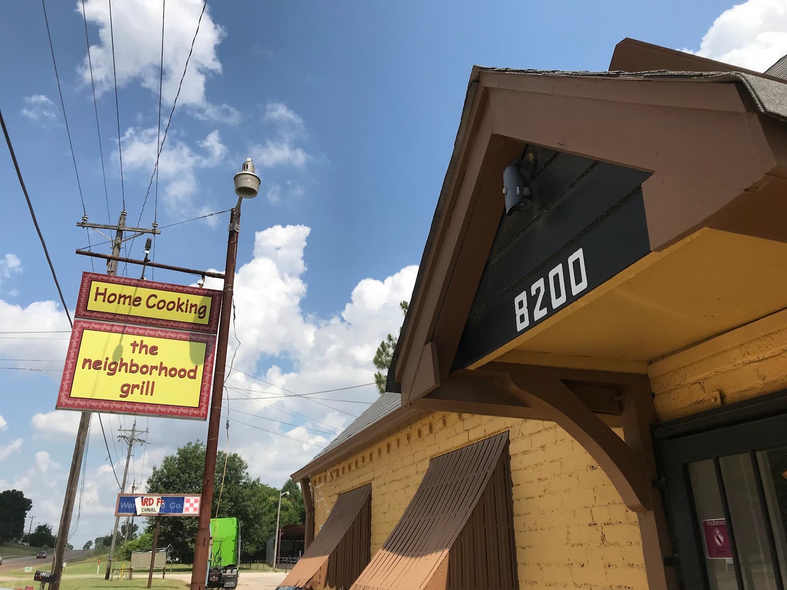 The Neighborhood Grill in Olive Branch