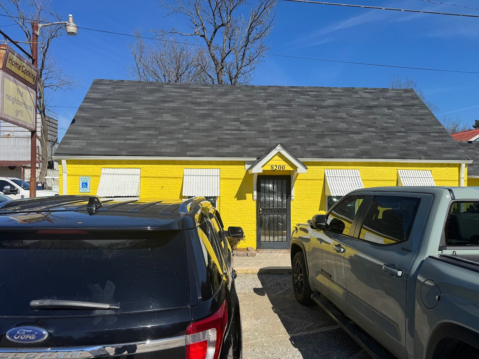 The Neighborhood Grill in Olive Branch