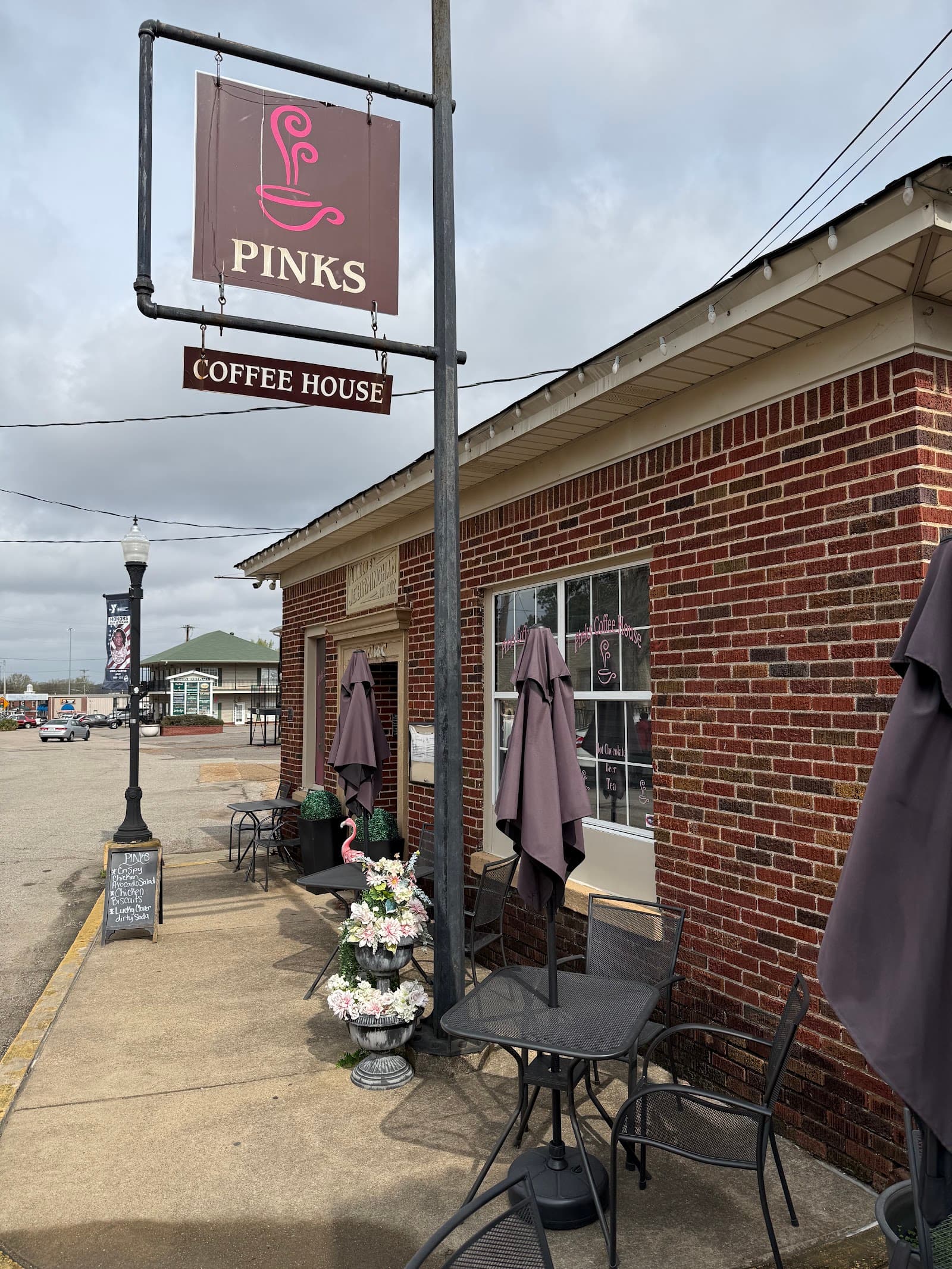 Pink's Coffee House in Olive Branch