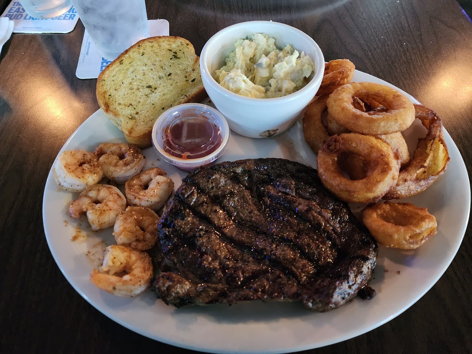 The Crossing Bar & Grill in Olive Branch