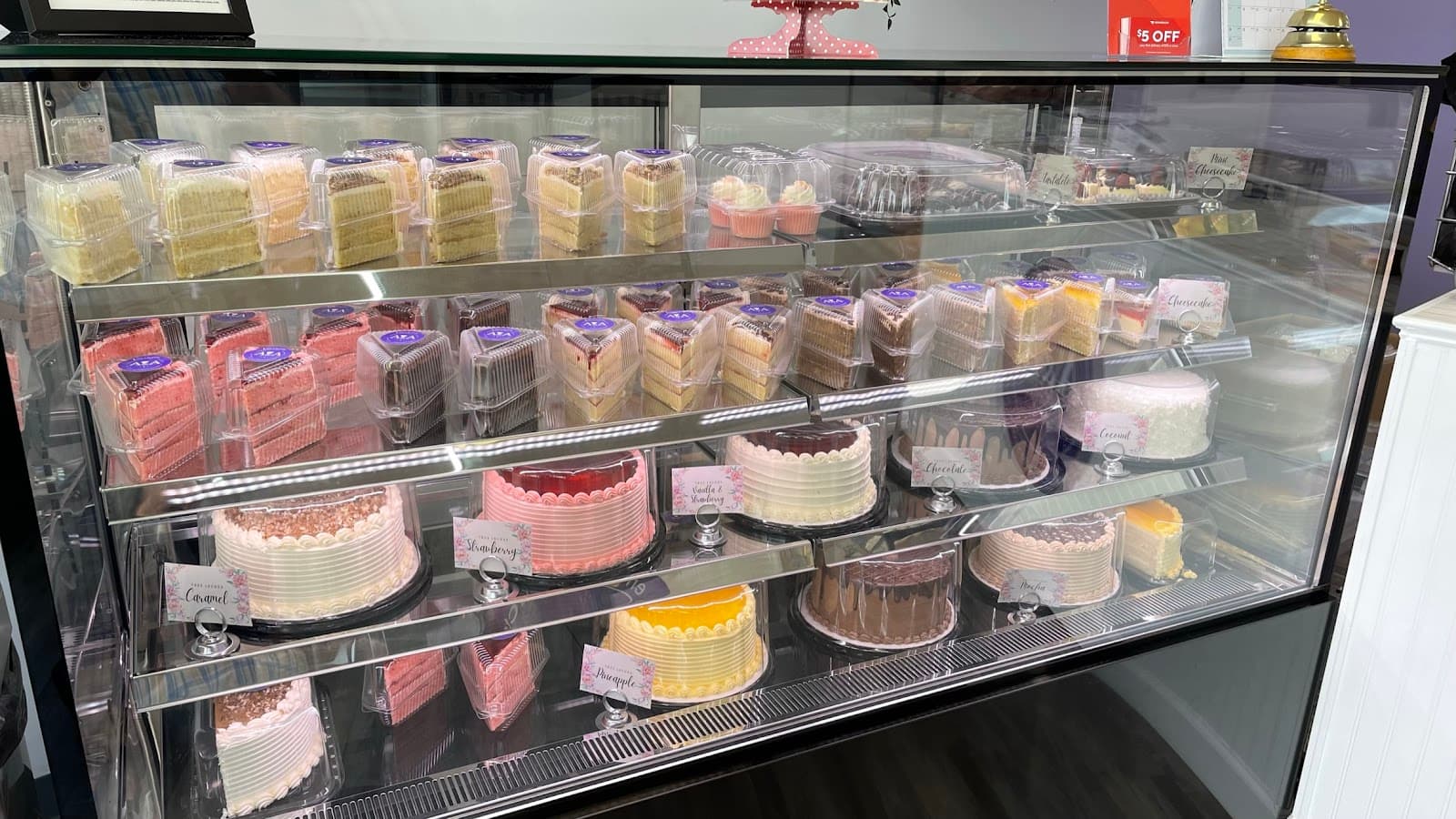 A&A Cake Factory in Southaven