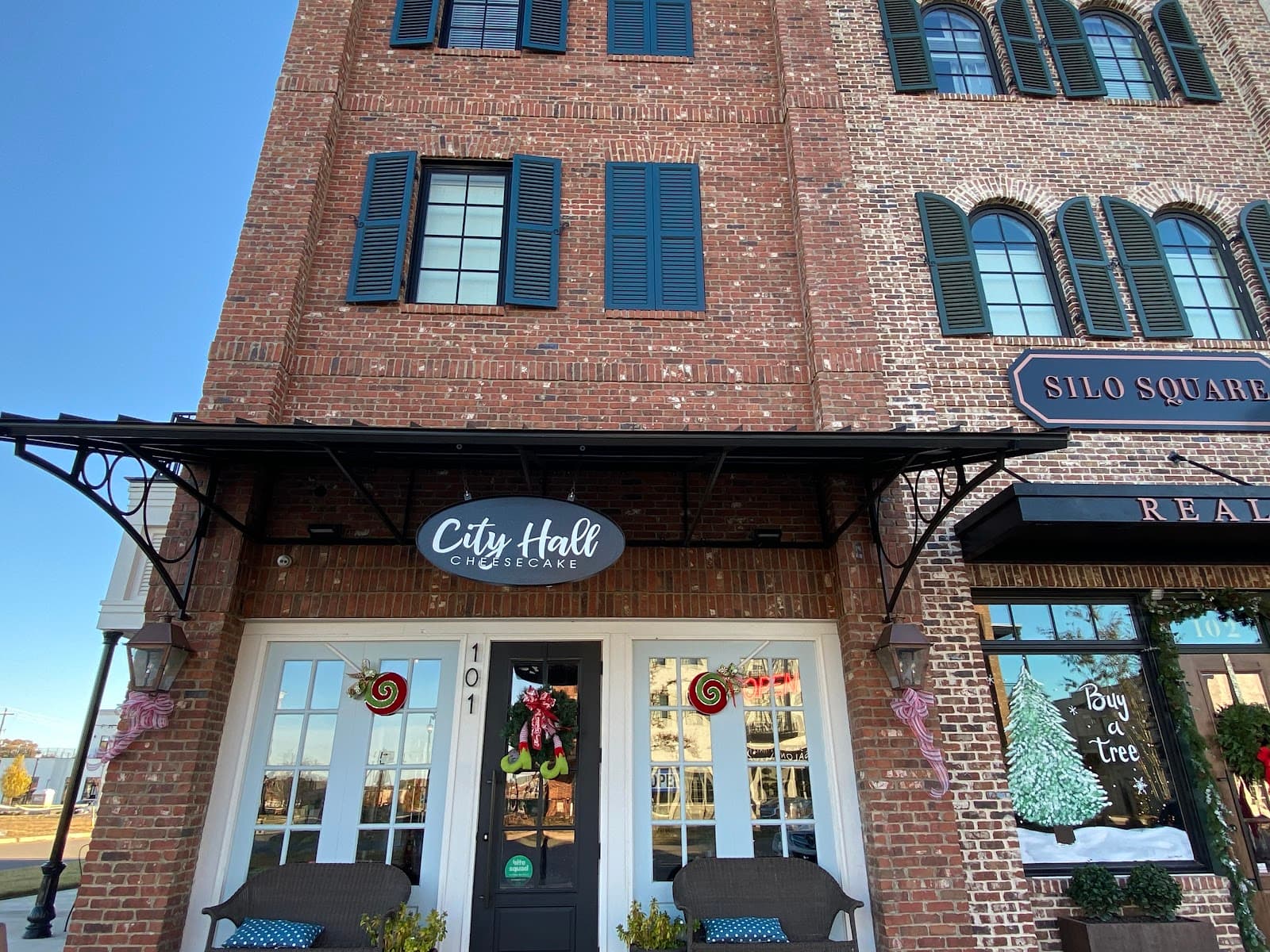 City Hall Cheesecake in Southaven