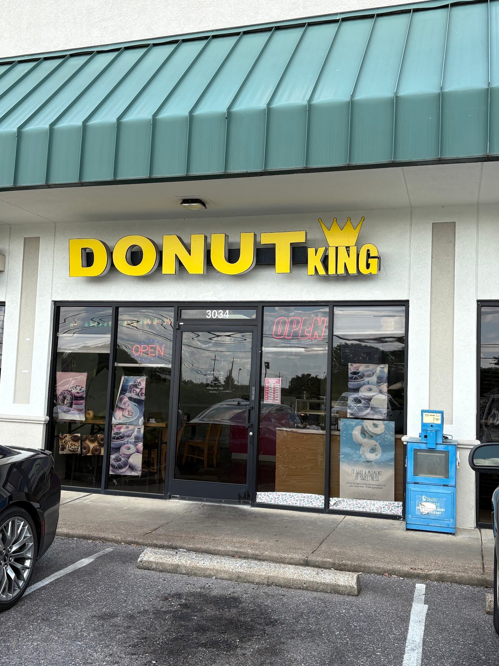 Donut King in Southaven