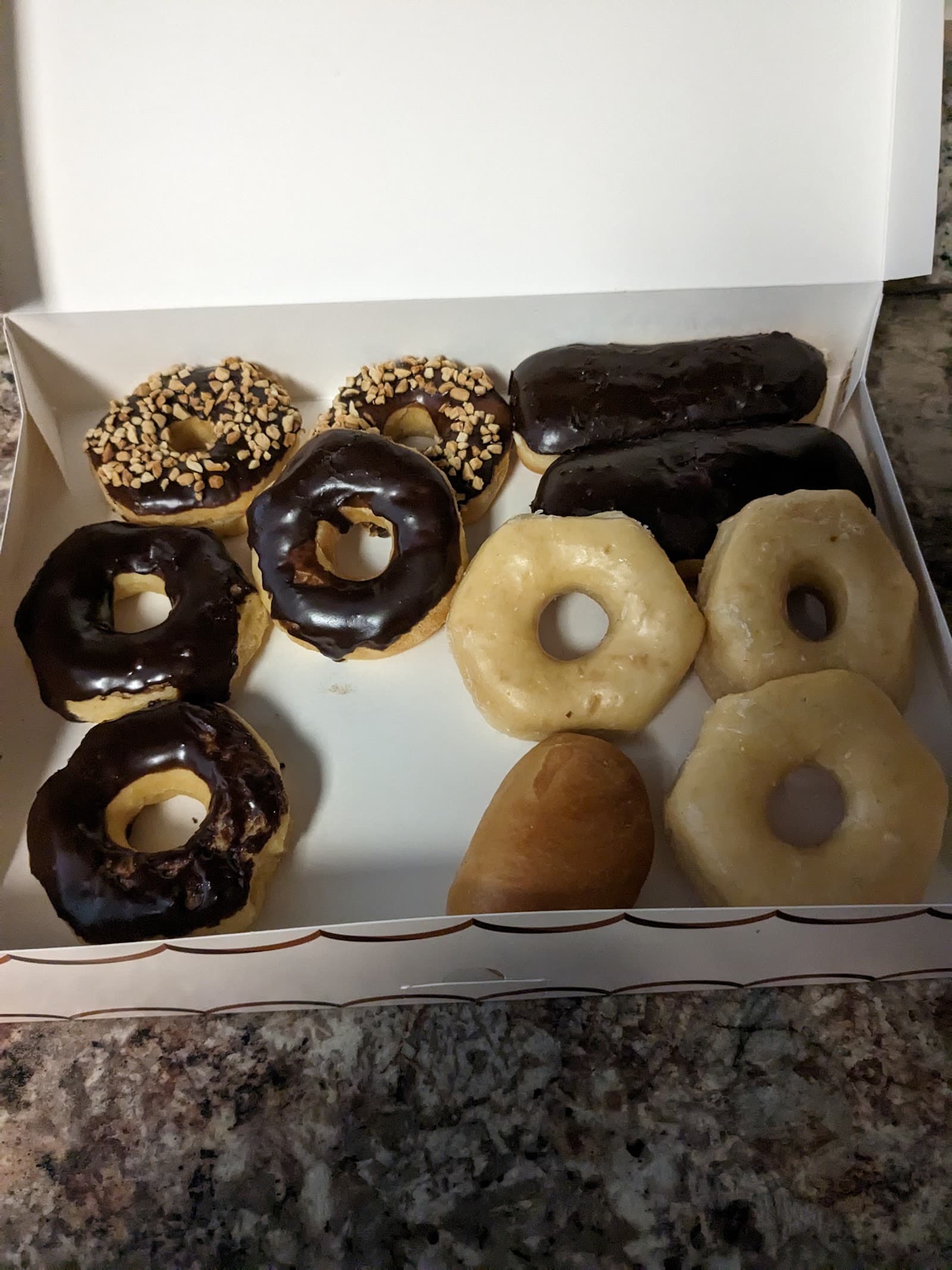 Donut King in Southaven