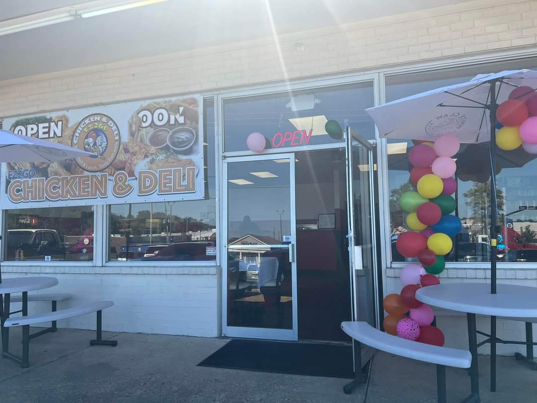 Ez2Go Chicken and Deli in Southaven
