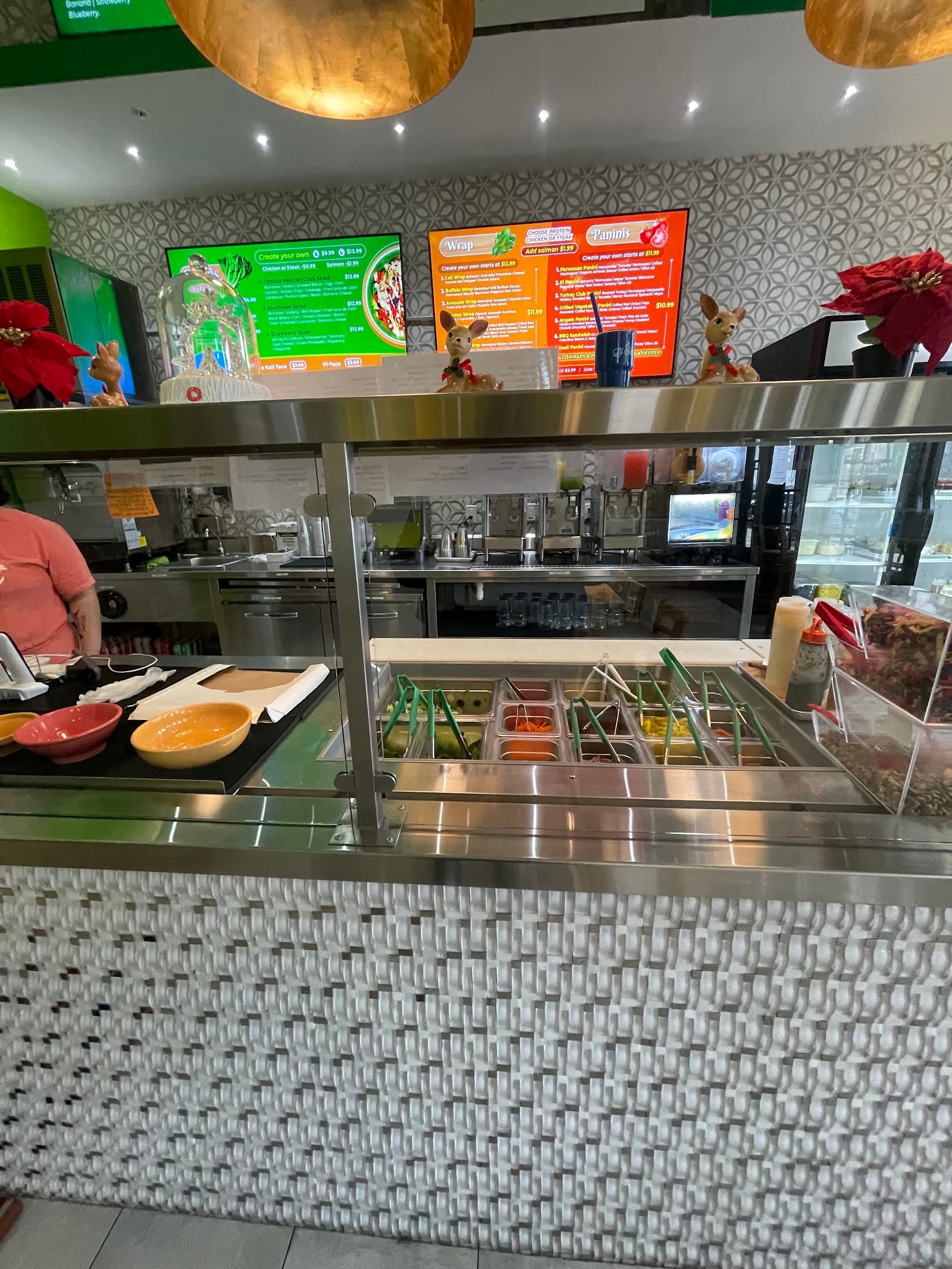Fresh Valley Juice & Salad Bar in Southaven