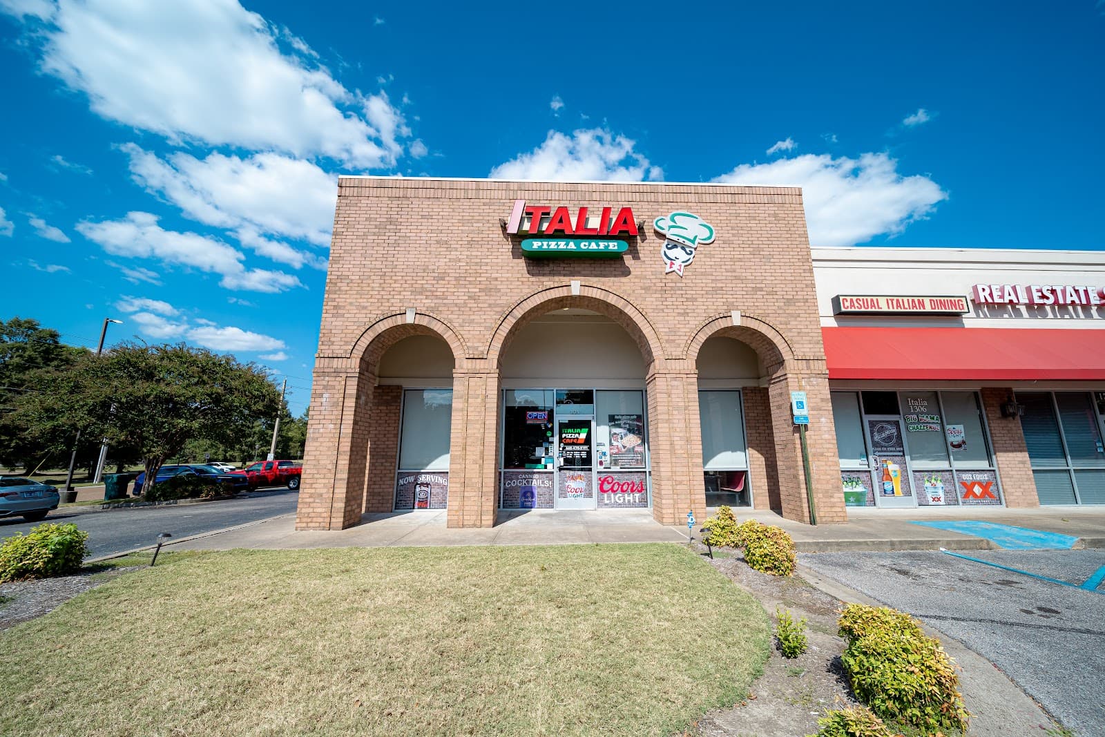 Italia Pizza Cafe in Southaven