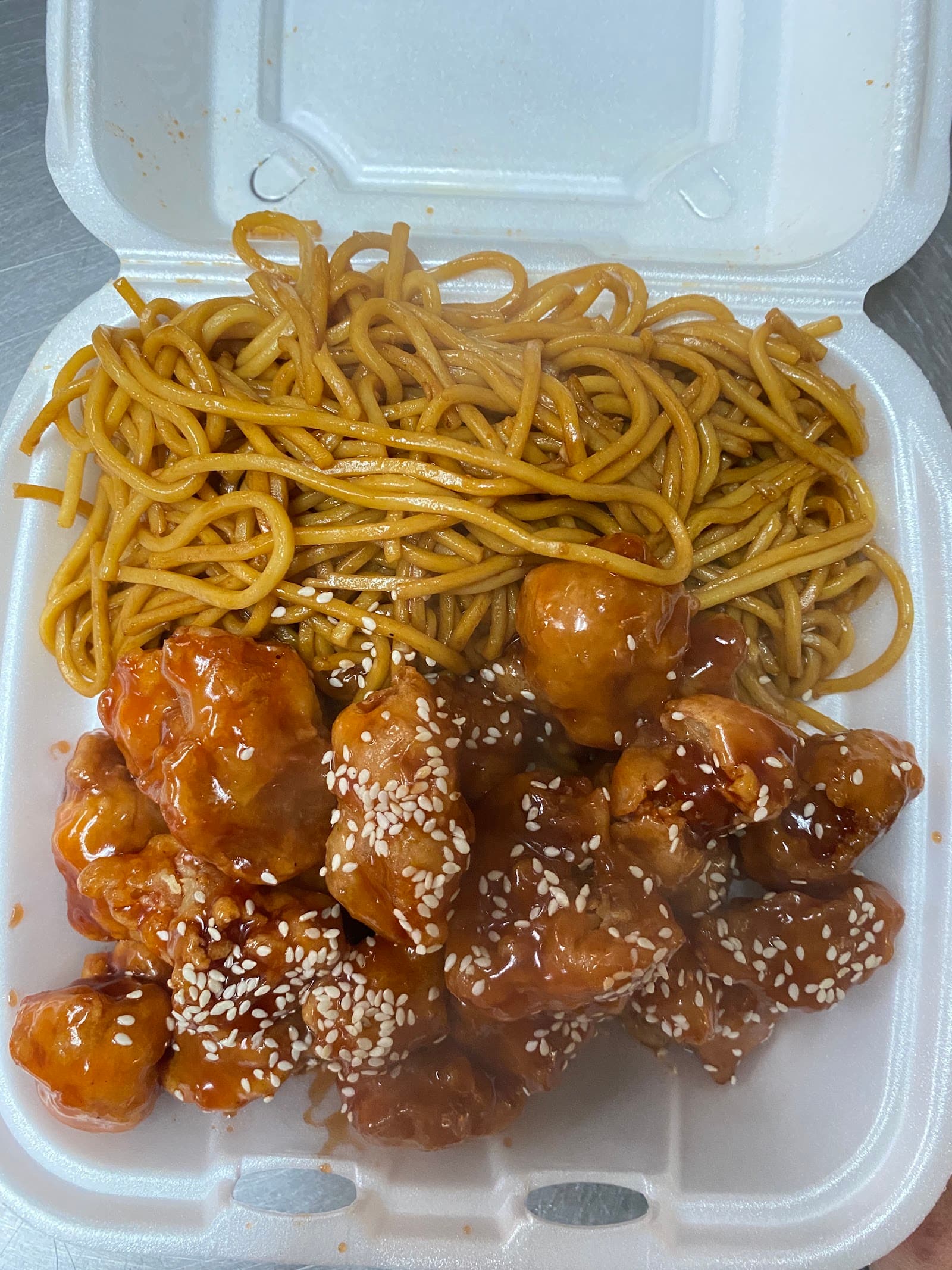 Lucky China in Southaven