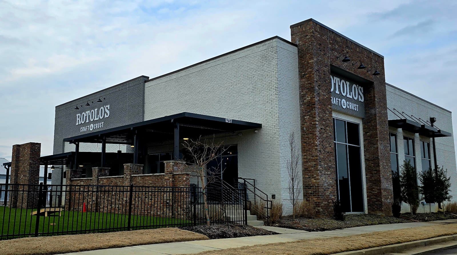 Rotolo's Craft & Crust in Southaven