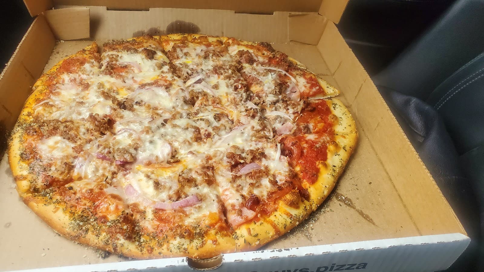 3 Guys Pizza Pies in Southaven