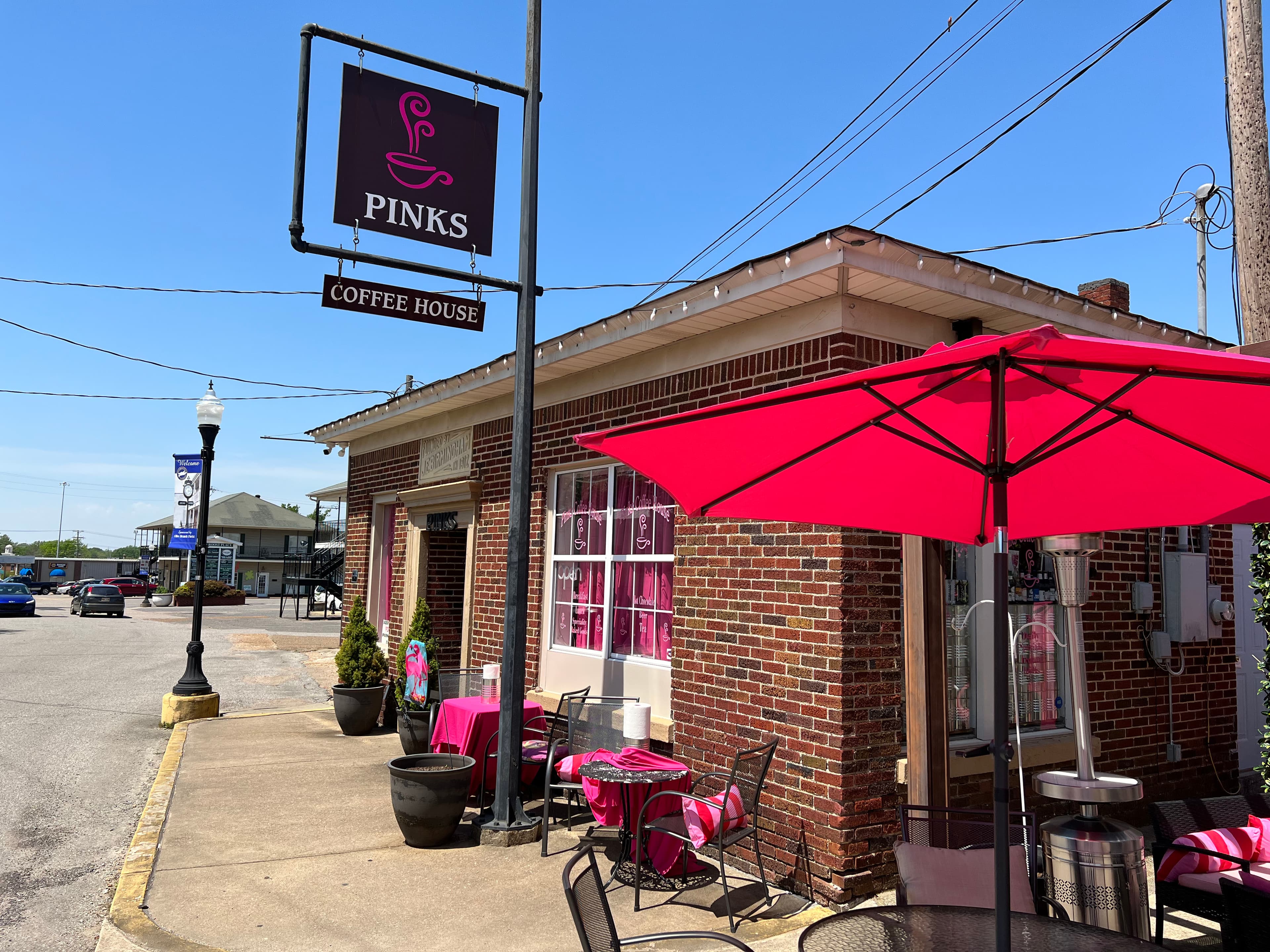 Interior seating at Pink's Coffee House in Olive Branch