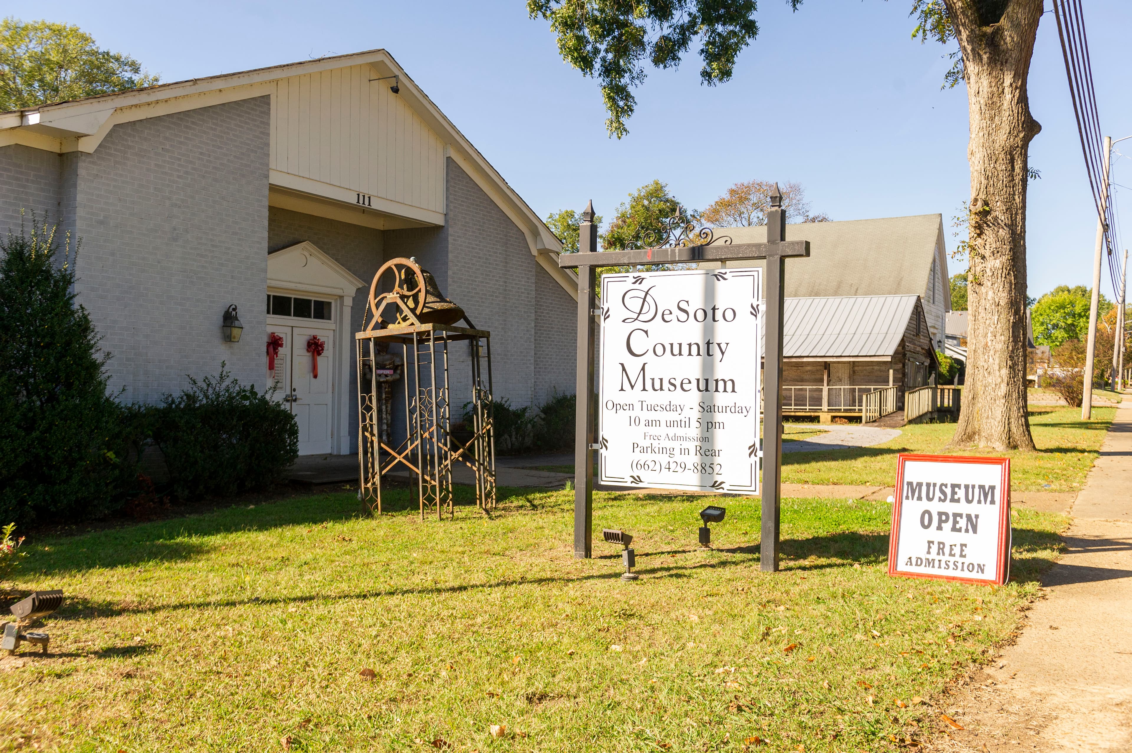 DeSoto County Museum building and grounds in Hernando